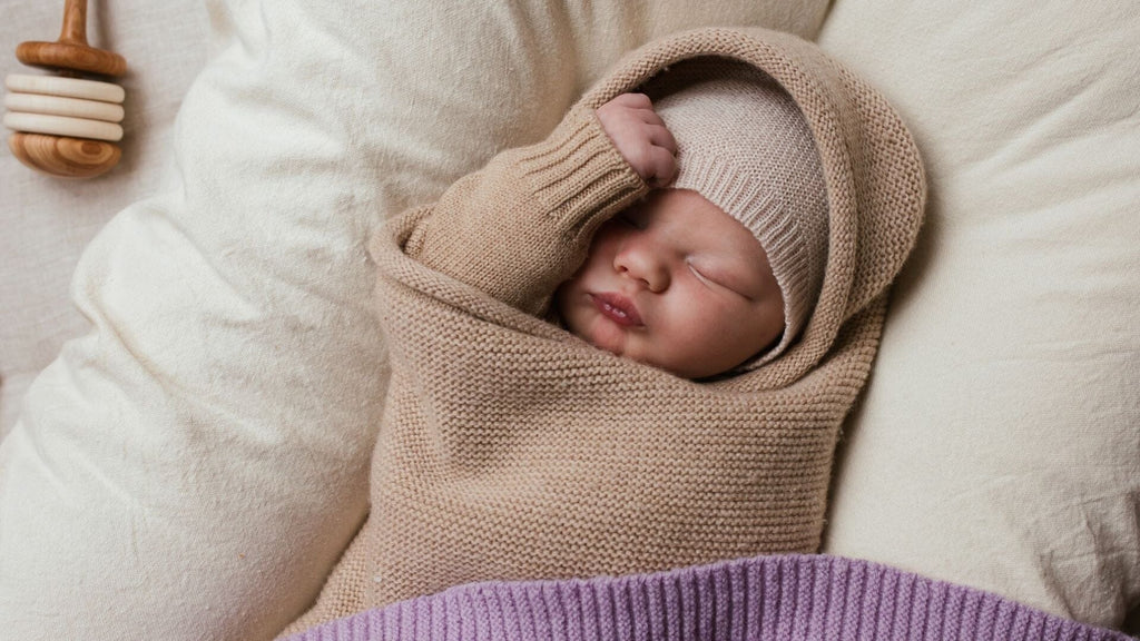 Hoe gebruik je een HVID cocoon veilig bij je pasgeboren baby?