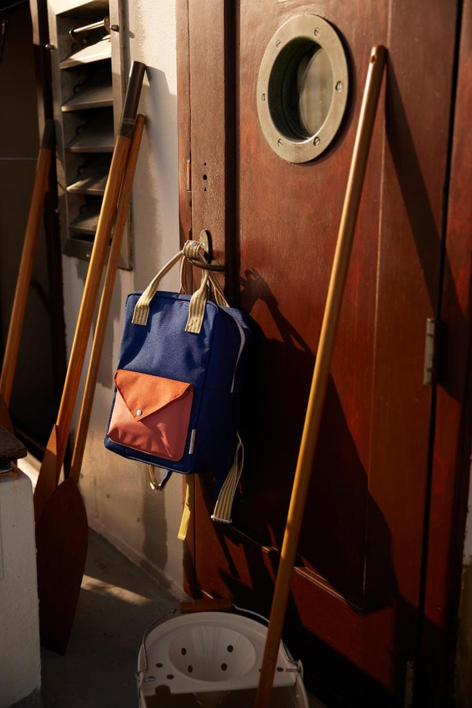 Rugzak medium - Wonders Envelope Ned blue