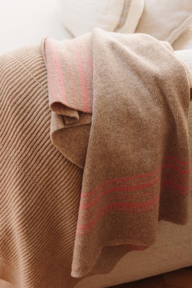 Deken Gilbert - Sand / Bubblegum