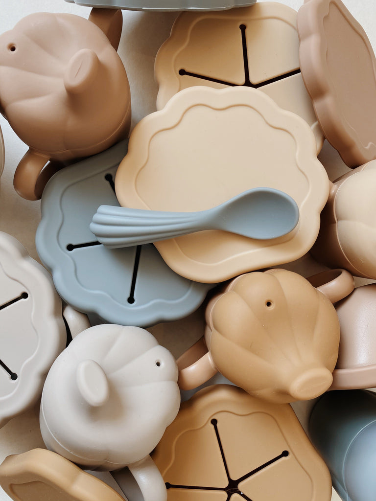 Konges Slojd - Siliconen serviesset Clam - Terra cotta