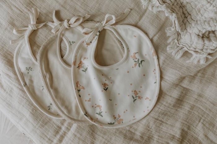 Bavoir - Swallows - Garbo & Friends