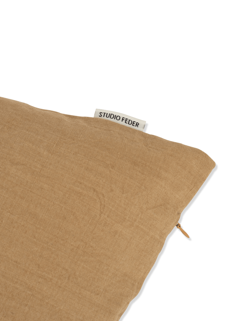 cot/lin kussen 50x50 - oak - Studio Feder